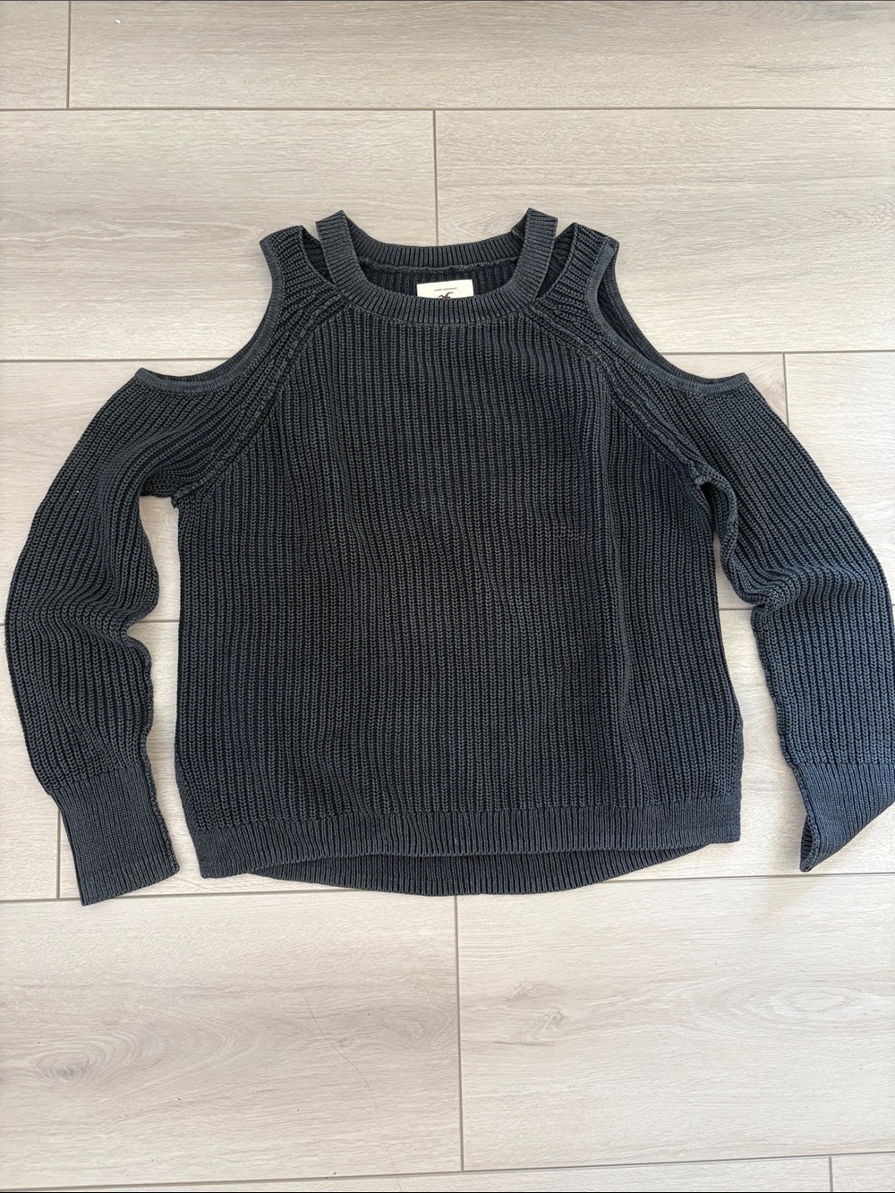 Hollister Black Cold-Shoulder Ribbed Knit Sweater